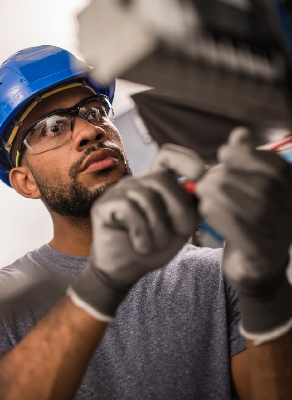 Ikonix-Technitian2_2x