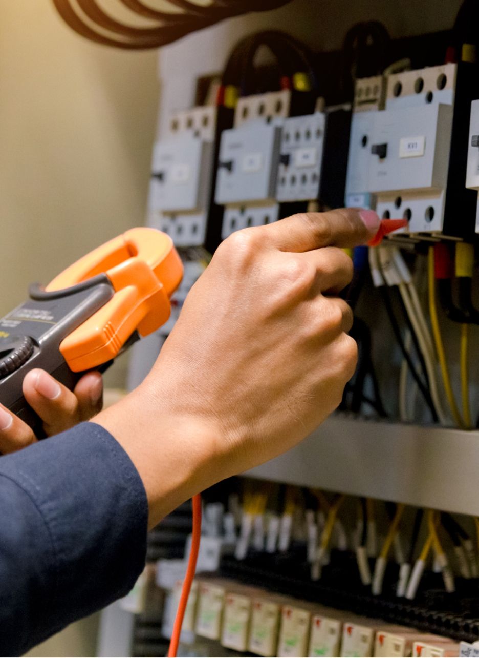 Ikonix-technitian_2x