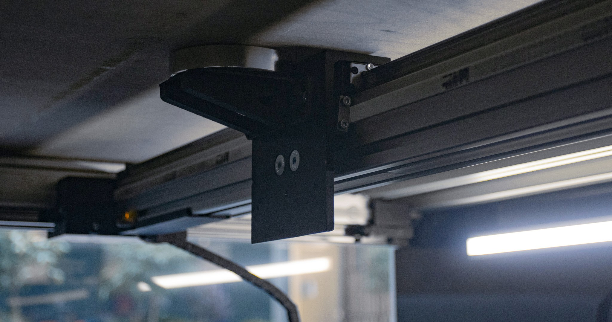 R D SERVICES visual data 5