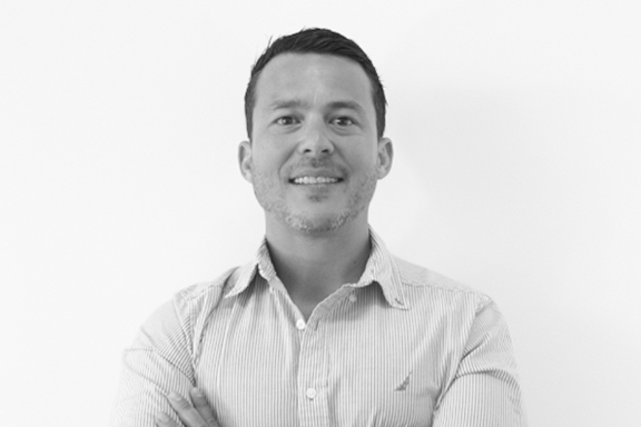 Diego Avendaño headshot