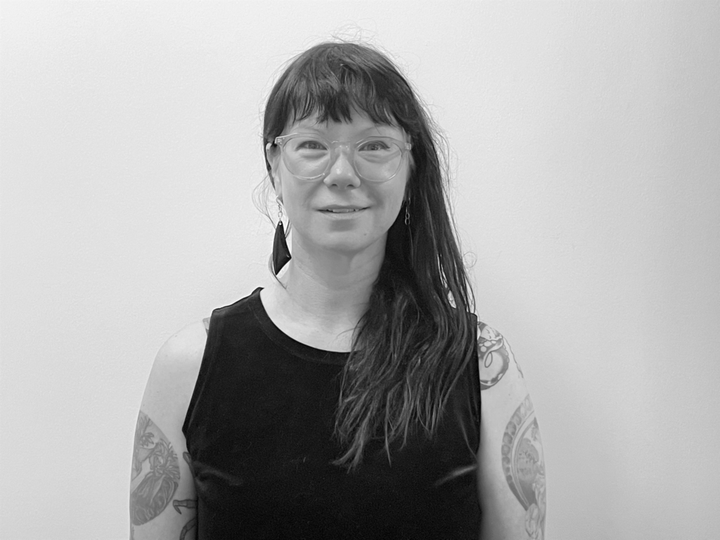 Leah Davidson – Picture